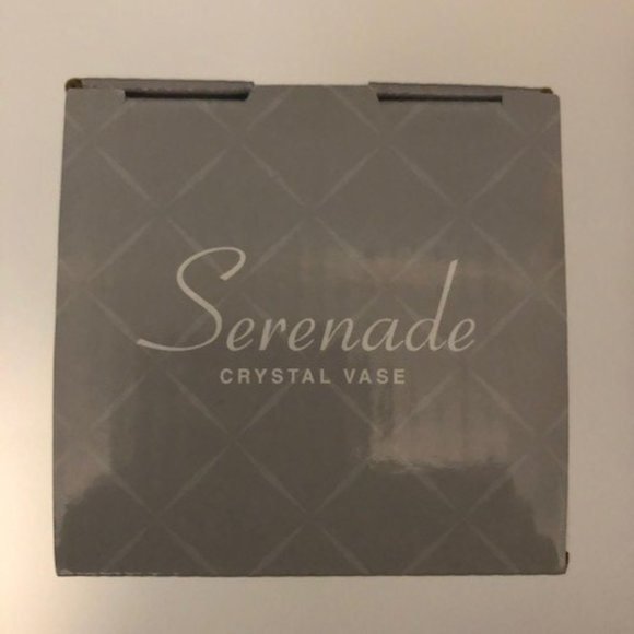 Crystal Vase - Picture 6 of 8